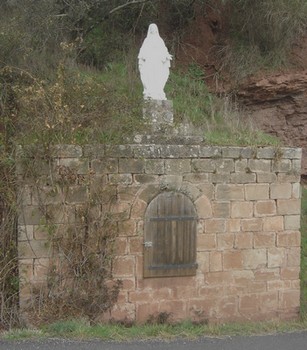 AVSA Bournac fontaine Vierge