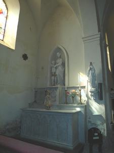 Eglise de Tiergues autel latéral