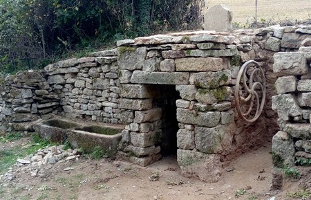 AVSA restauration de la fontaine de Boussac