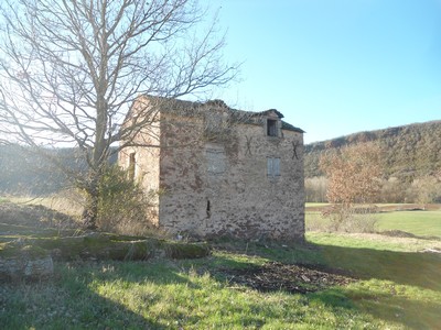 Le Cambon 12400 fer à cheval Le Bruel