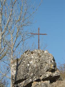 Montée carrossable Caylus croix