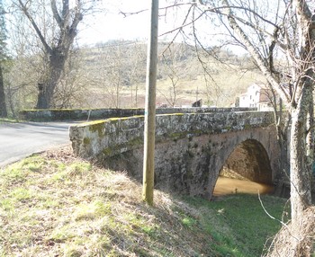 Le moulin du Len 12400 pont