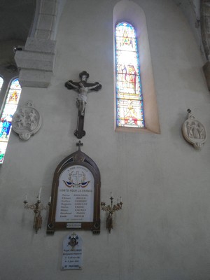 St Etienne de Naucoulès 12400 église plaque souvenir 1