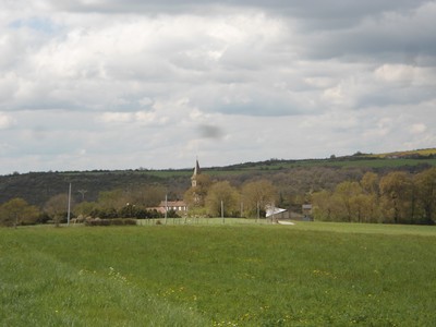 St Etienne de Naucoulès 12400 vue générale