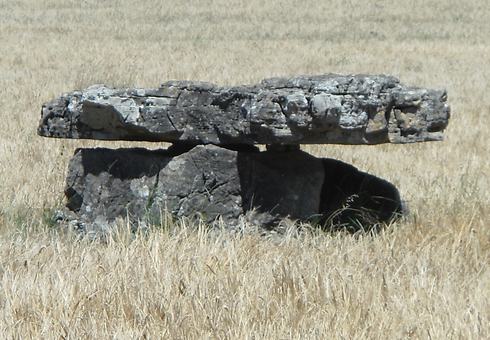 Touloupy dolmen