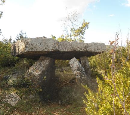 Vailhauzy vers le dolmen et la Quille 4